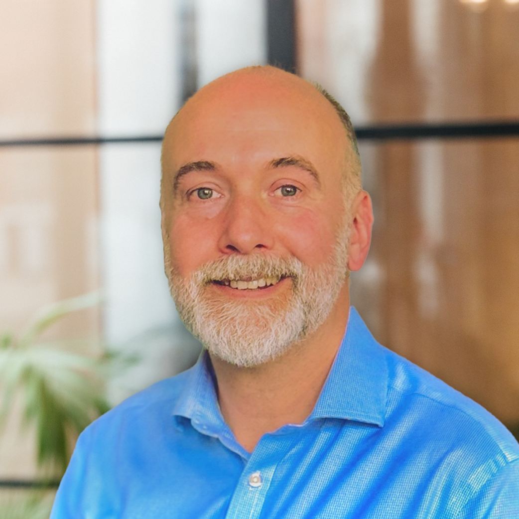 MBA_Headshots_Leo